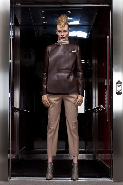 Look 6